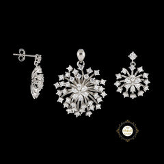 Sparkling Silver Eternal Bloom Pendant Set