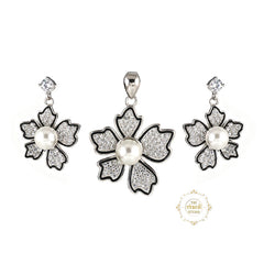 Sparkling Silver Magnolia Flower Pendent Set