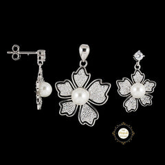 Sparkling Silver Magnolia Flower Pendent Set