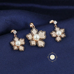 Sparkling Silver Magnolia Flower Pendent Set