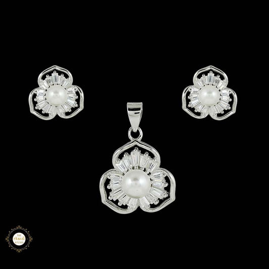 Sterling Silver Sparkling Silver Floral Sparkle Pendant Set