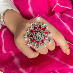 Muhurat Laal Ishq Kundan Ring