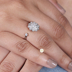 Sparkling Silver Classic Flower Ring