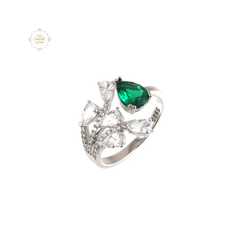 Sparkling Silver Exotic Tilak Ring