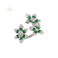 Sparkling Silver Blooming Flower Ring