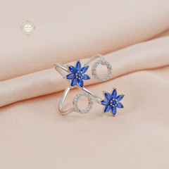 Sparkling Silver Exotic Flower Ring