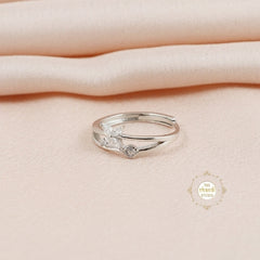 Sparkling Silver Flower Wrap Ring
