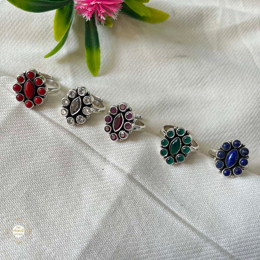 925 Sterling Silver Royal Oval Blossom Ring