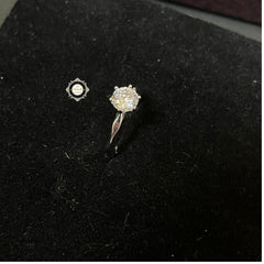 Sparkling Silver Solitaire Ring