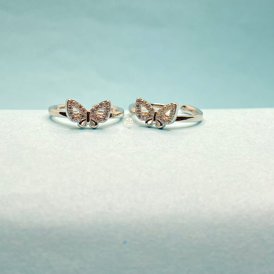 Sparkling Silver Wings of Shine Toe Ring