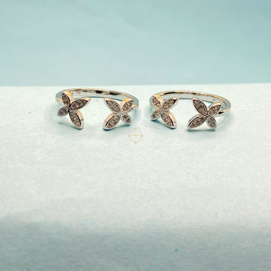 Sparkling Silver Gleaming Butterfly Toe Ring