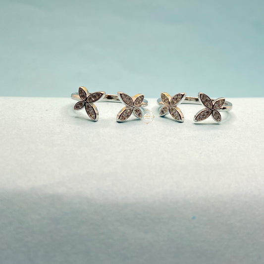 Sparkling Silver Gleaming Butterfly Toe Ring