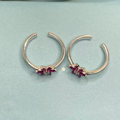 Sparkling Silver Flower Toe Ring