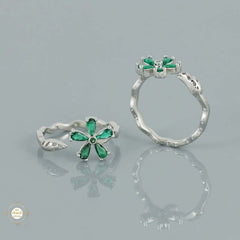 Sterling Silver Sparkling Flower Toe Ring