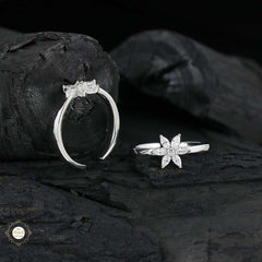 Sterling Silver Sparkling Radiant Shimmer Toe Ring