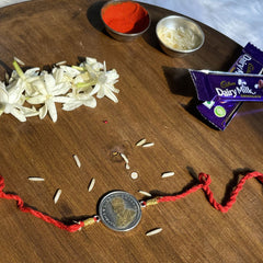 Do Rukha King Coin Rakhi