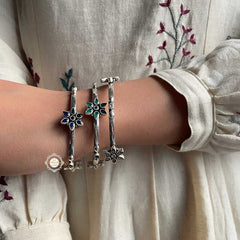 Floral Motif Stone Bangle (Piece)