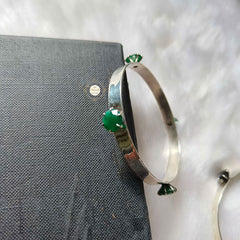 Exquisite Stone Embedded Bangle (Piece)