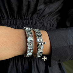 Soulful Sheesha Chaand Bangle (Piece)