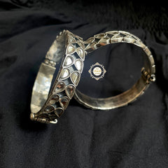 Soulful Sheesha Tilak Bangle (Piece)