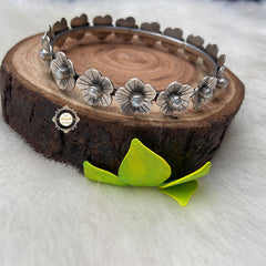 Sterling Silver Jasmine Pearl Bangle (Piece)