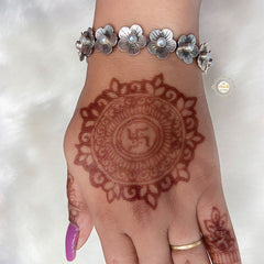 Jasmine Pearl Bangle (Piece)