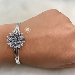 Timeless Floral Glass Cuff  (Piece)