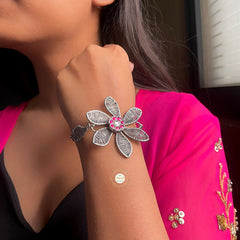 Bloom Filigree Stone Bracelet (Piece)