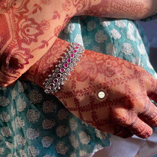 Exquisite Flower Rawa Bracelet (Piece)