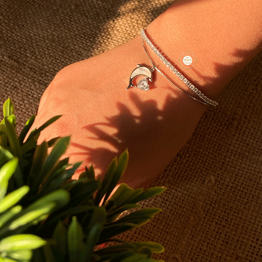 Sparkling Silver dolphin Heart Bracelet