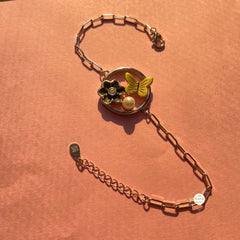 Sparkling Pearl Petal Harmony Silver Bracelet (Piece)