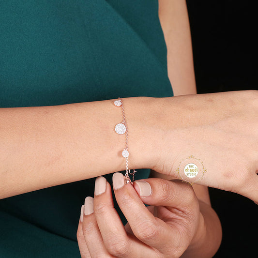 Sparkling Circle of Elegance Bracelet (Piece)