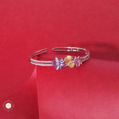 Sterling Silver Sparkling Floral Fant Bracelet