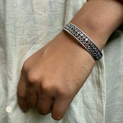 Sterling Silver Double Line Glass Bangle (Piece)