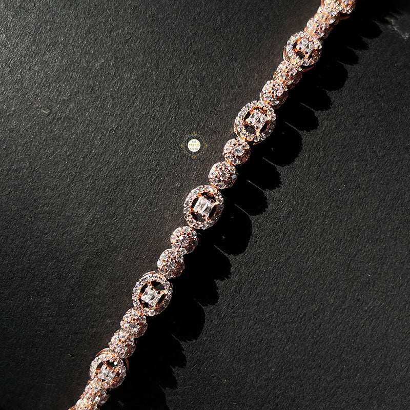 Sparkling Silver Circle Spark Bracelet