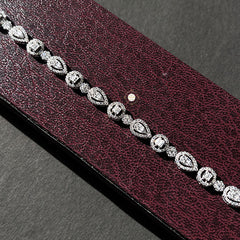 Sparkling Silver Circle Spark Bracelet