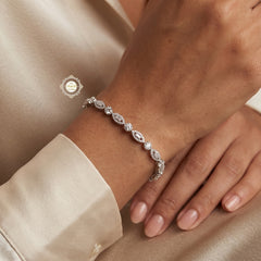 Sparkling Silver Glow Chain Bracelet