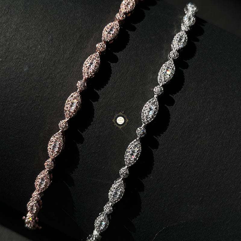 Sparkling Silver Glow Chain Bracelet