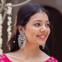 Dreamy Pearls Of Joy Earring