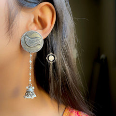 Sterling Silver Parinde Pearl Jhumki