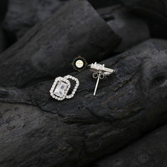 Sparkling Classic Everyday Studs