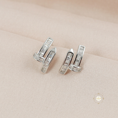 Sparkling Silver Classic Everyday Studs