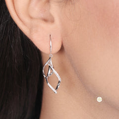 Sparkling Silver Delicate Dangles Earring