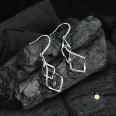 Sparkling Silver Delicate Dangles Earring