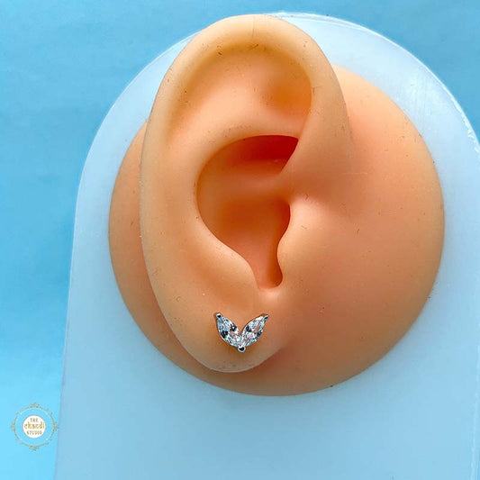 925 Sterling Silver Sparkling Unisex Earring (Piece)