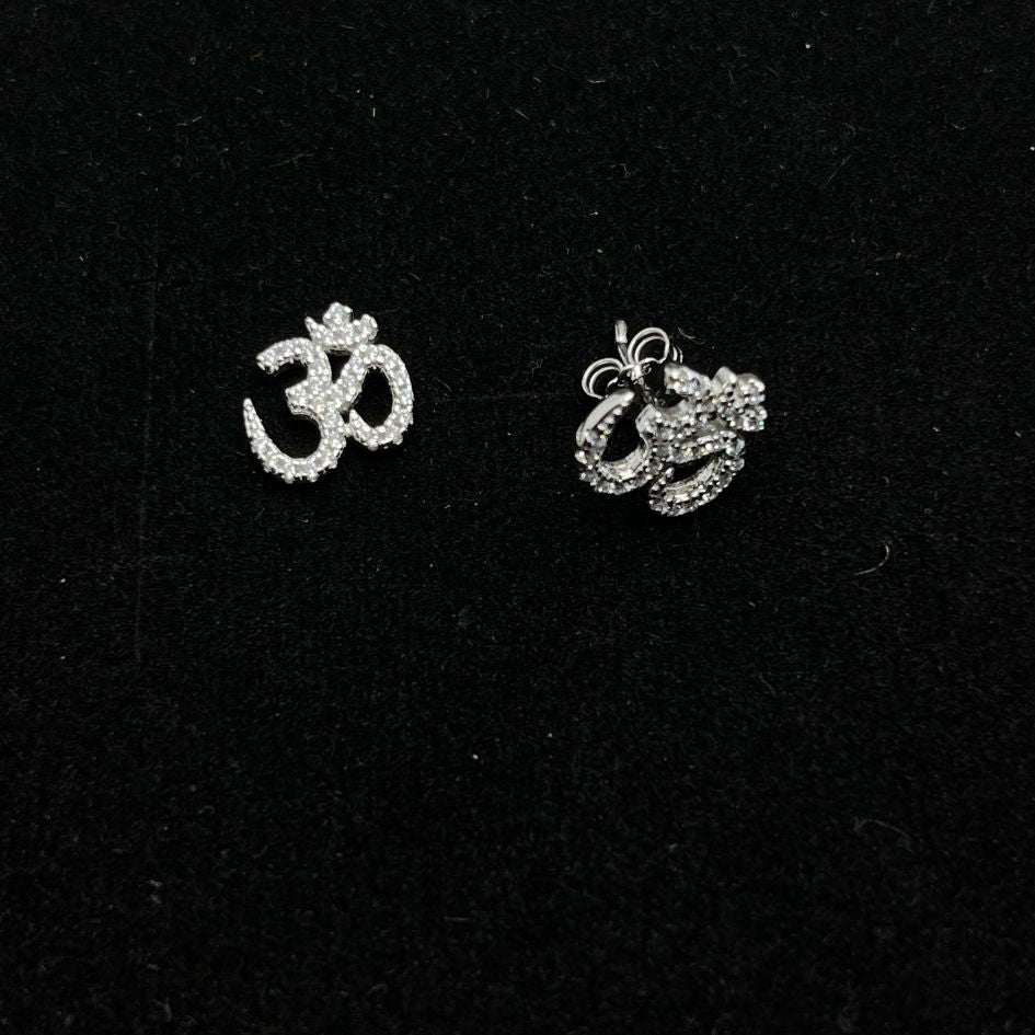 Sterling Silver Sparkling Om Earring