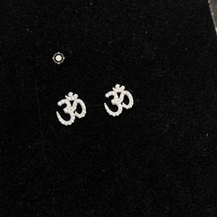 Sterling Silver Sparkling Om Earring