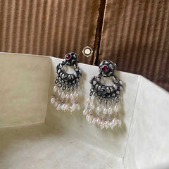 Kolhapuri Pearl Necklace Set