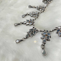 Soulful Sheesha Leaf Drop Necklace