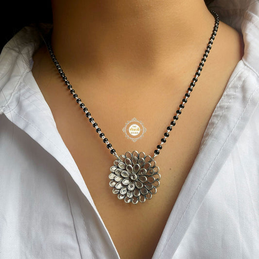 Buy Silver Timeless Floral Glass Mangalsutra